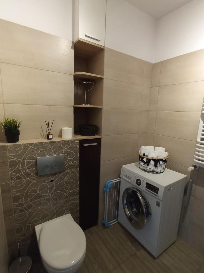 Apartament Moris 帕克 外观 照片